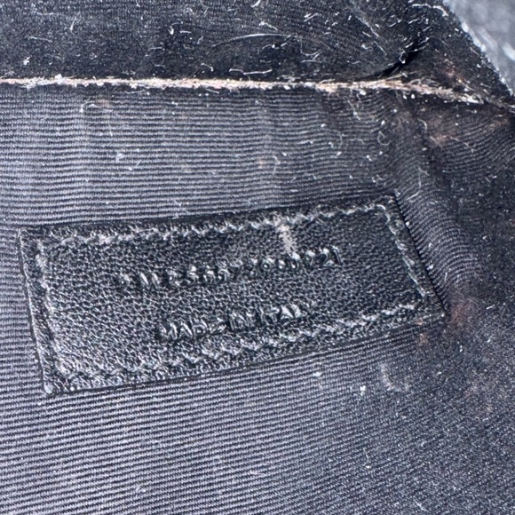 YSL UPTOWN POUCH IN GRAIN DE POUDRE LEATHER - Black  Retail $650- EUC - Picture 10 of 15